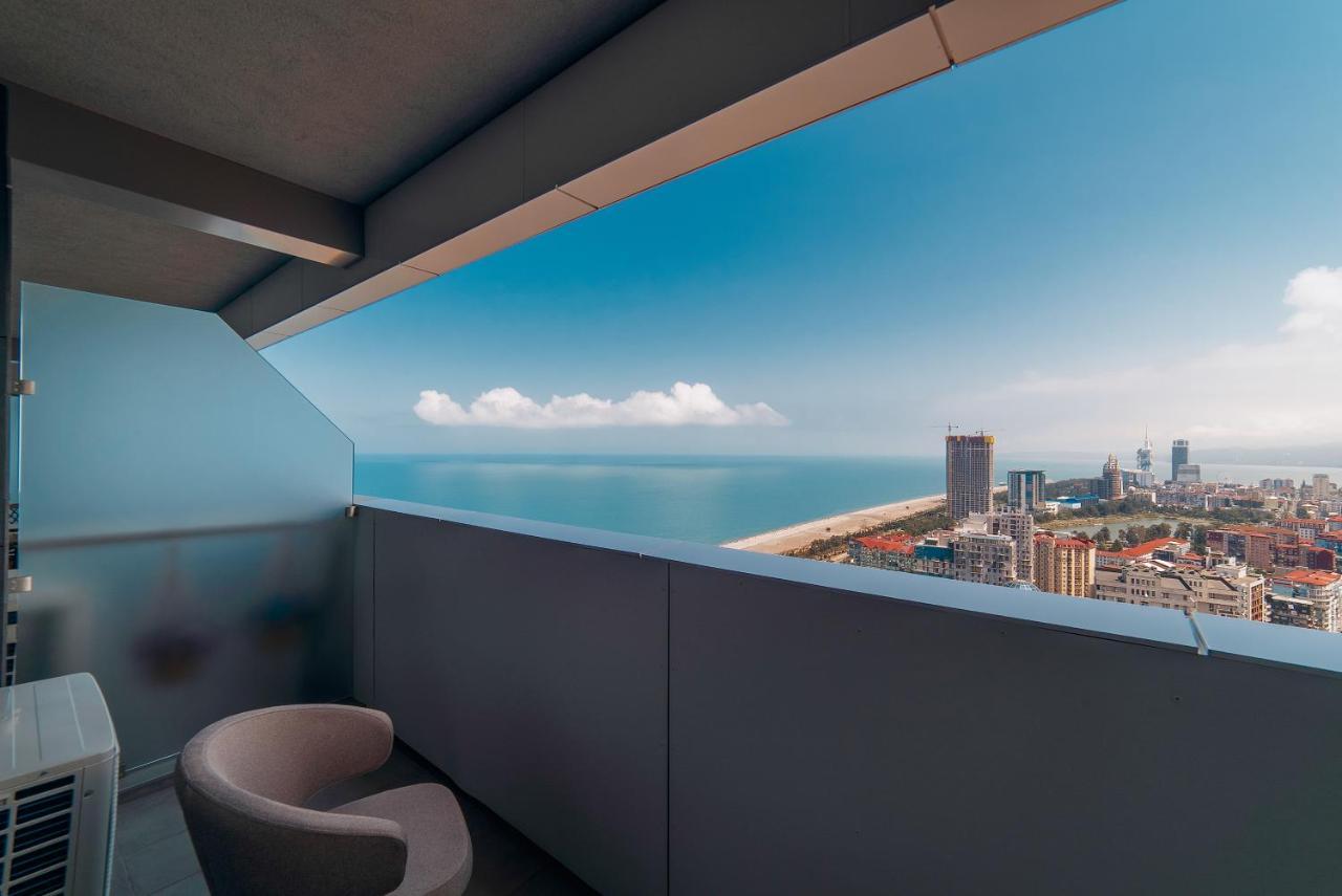 Onyx Palace Delux Batumi Esterno foto