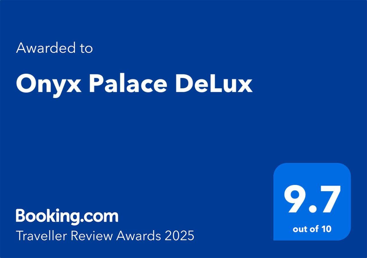Onyx Palace Delux Batumi Esterno foto